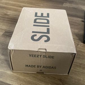 COPY - YEEZY SLIDES